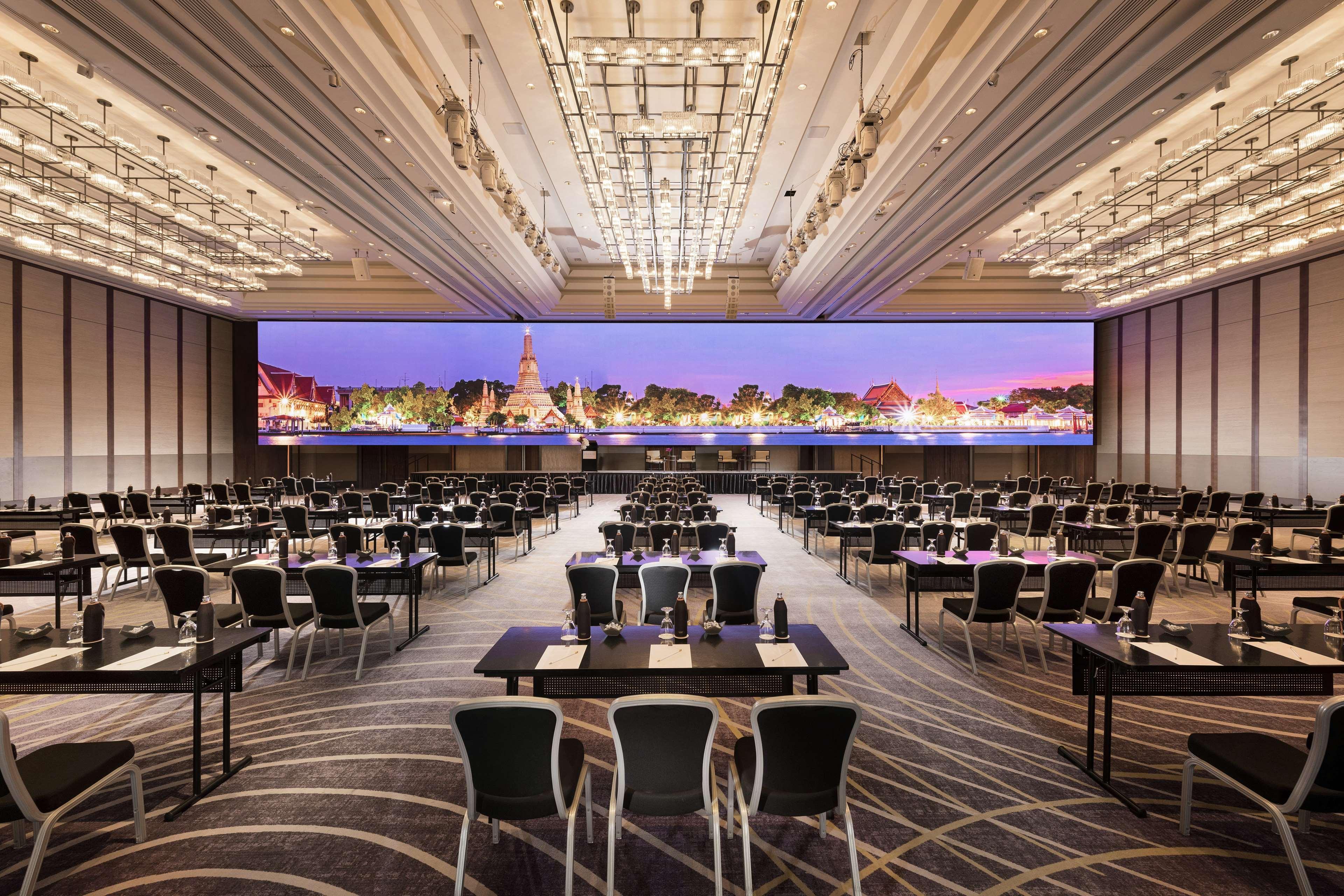 Conrad Bangkok Residences Luaran gambar