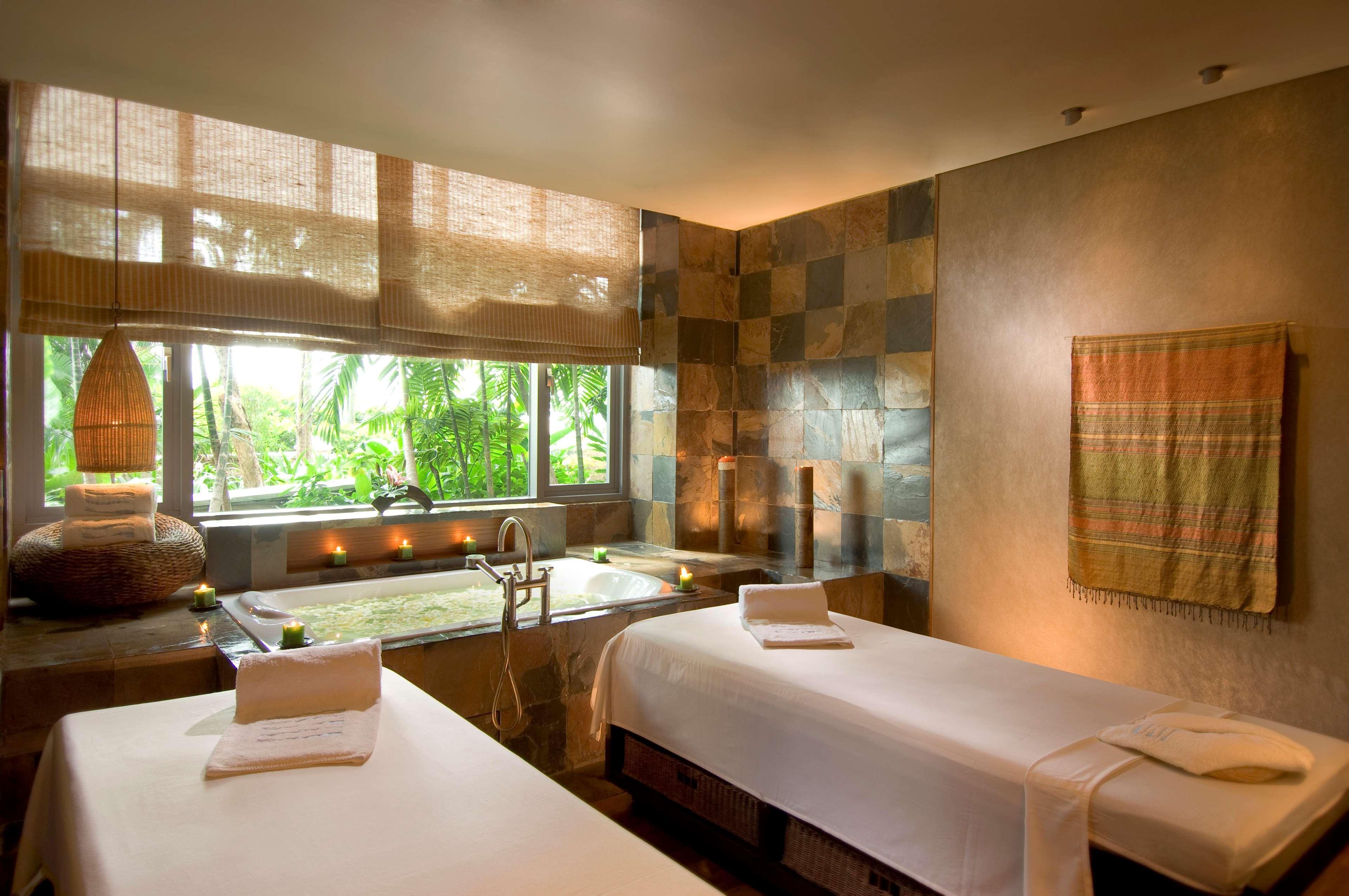 Conrad Bangkok Residences Luaran gambar