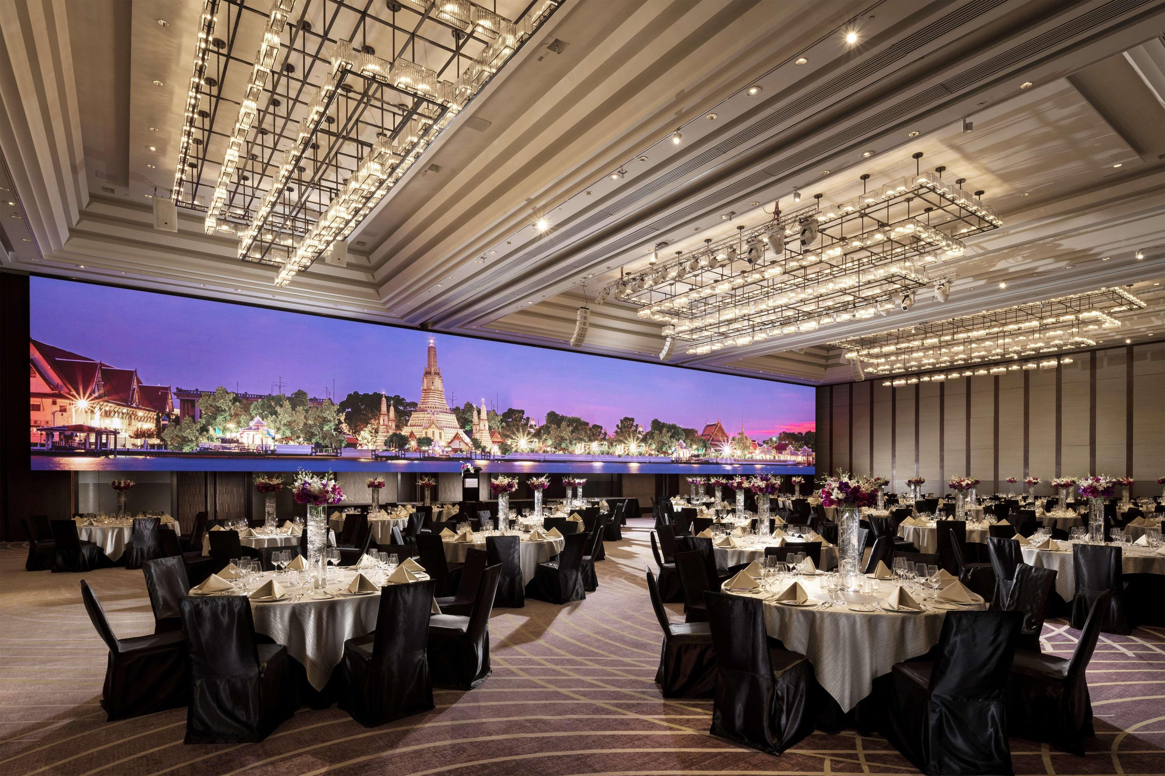 Conrad Bangkok Residences Luaran gambar