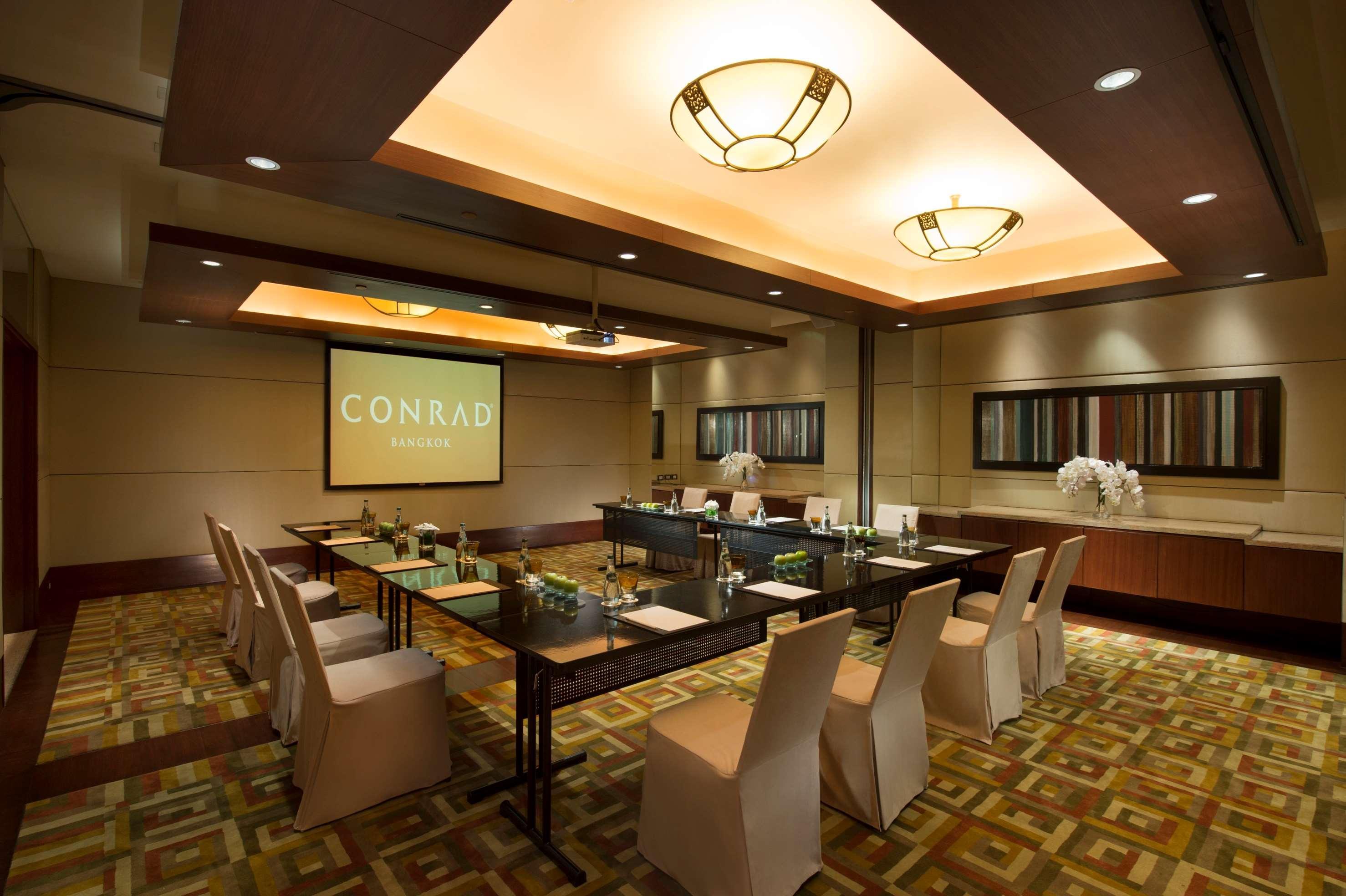 Conrad Bangkok Residences Luaran gambar