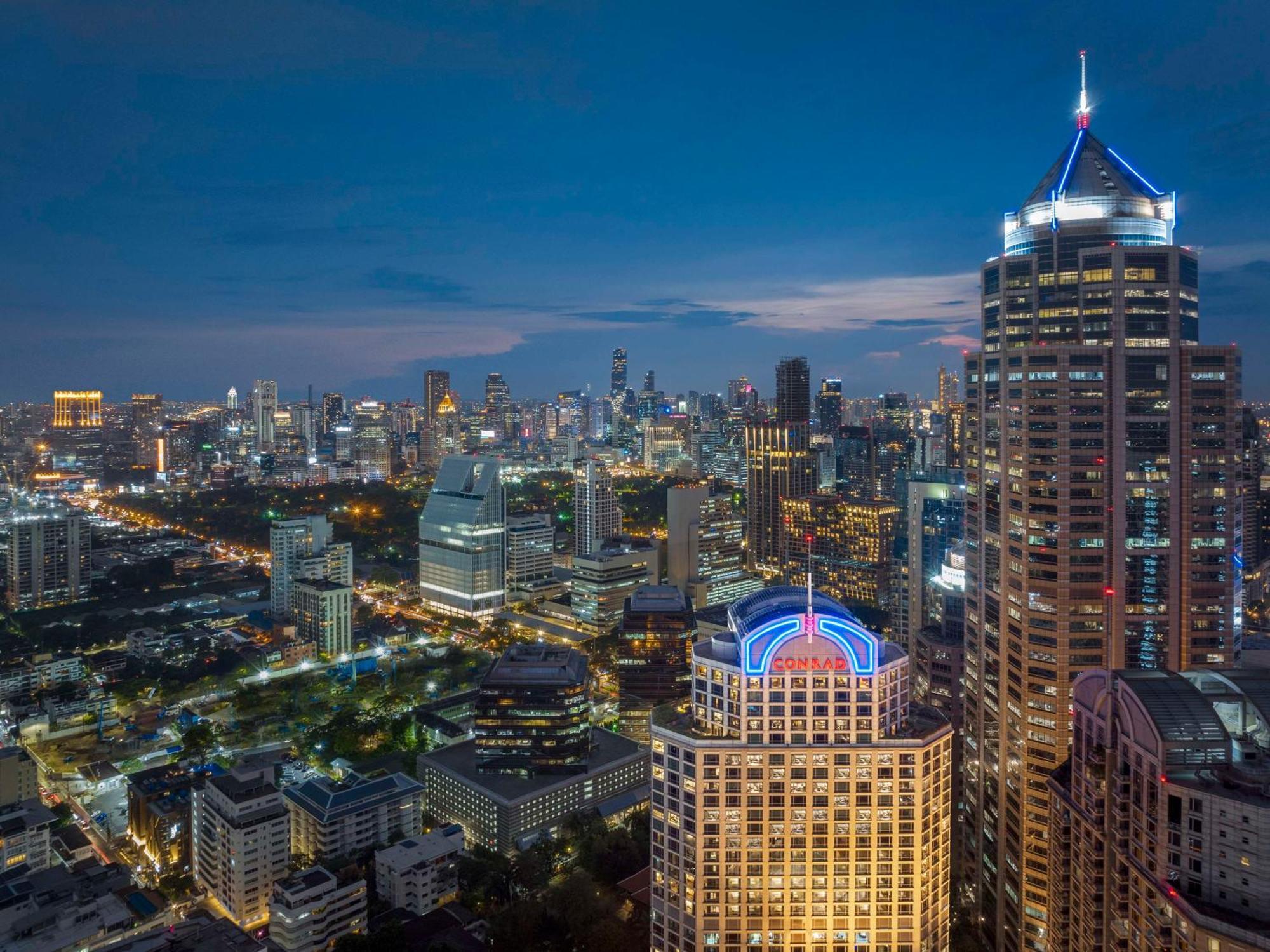 Conrad Bangkok Residences Luaran gambar