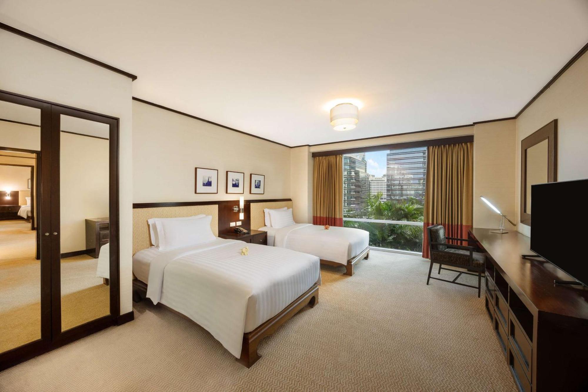 Conrad Bangkok Residences Luaran gambar