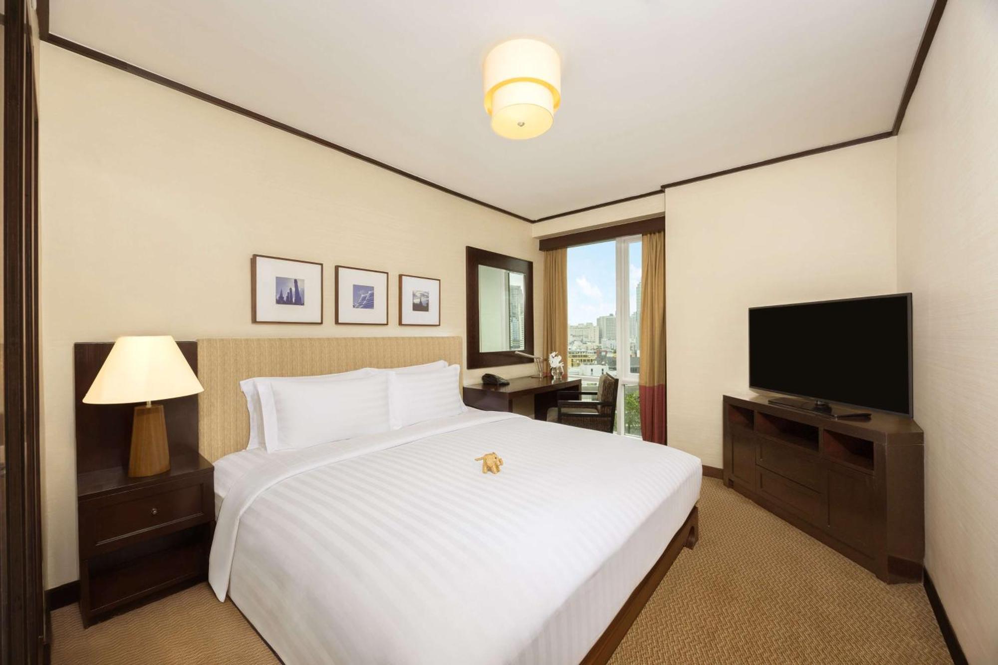 Conrad Bangkok Residences Luaran gambar